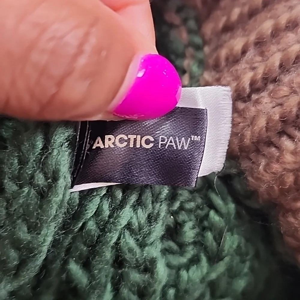 Artic Paw Kids Forest Green & Chocolate Brown Soft Clean Cable Knit Warm Hat